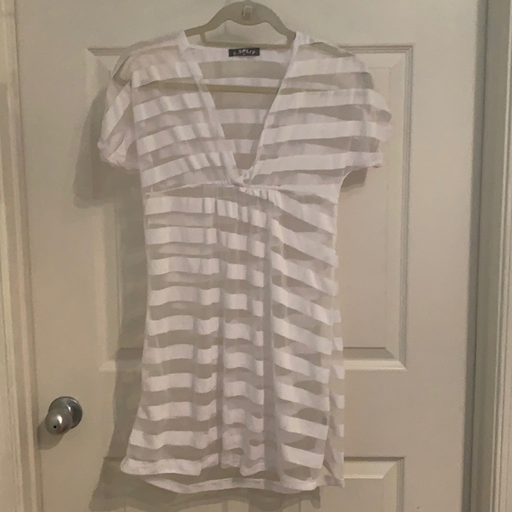 B. Split Sheer Whote Striped Cover-up Small